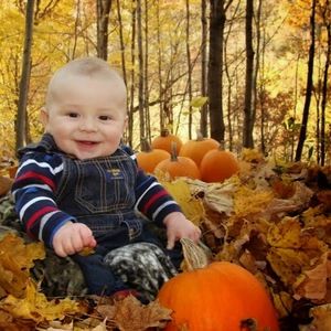 Meet your Posher, Holly